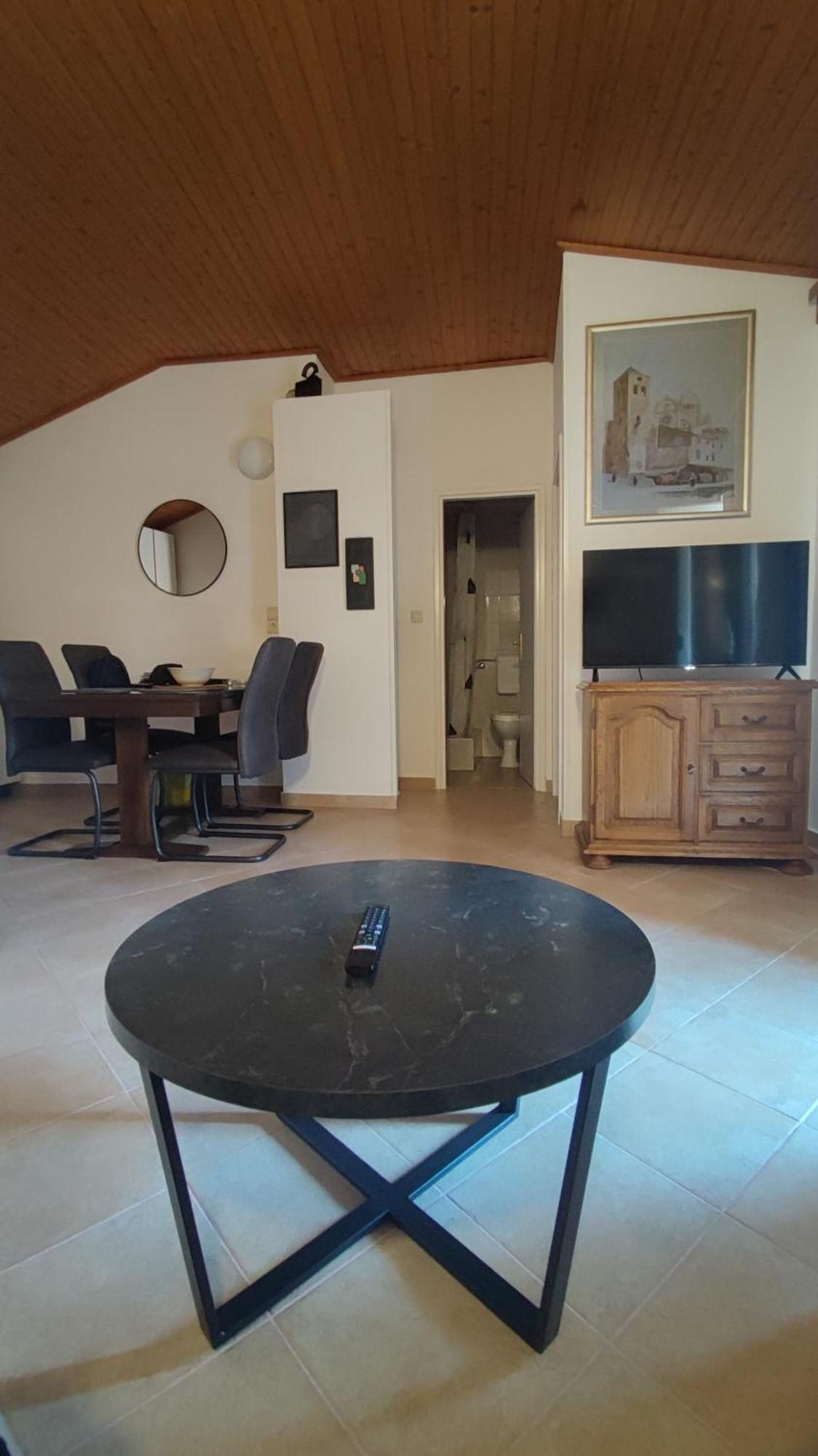 Apartment Marin Tisno