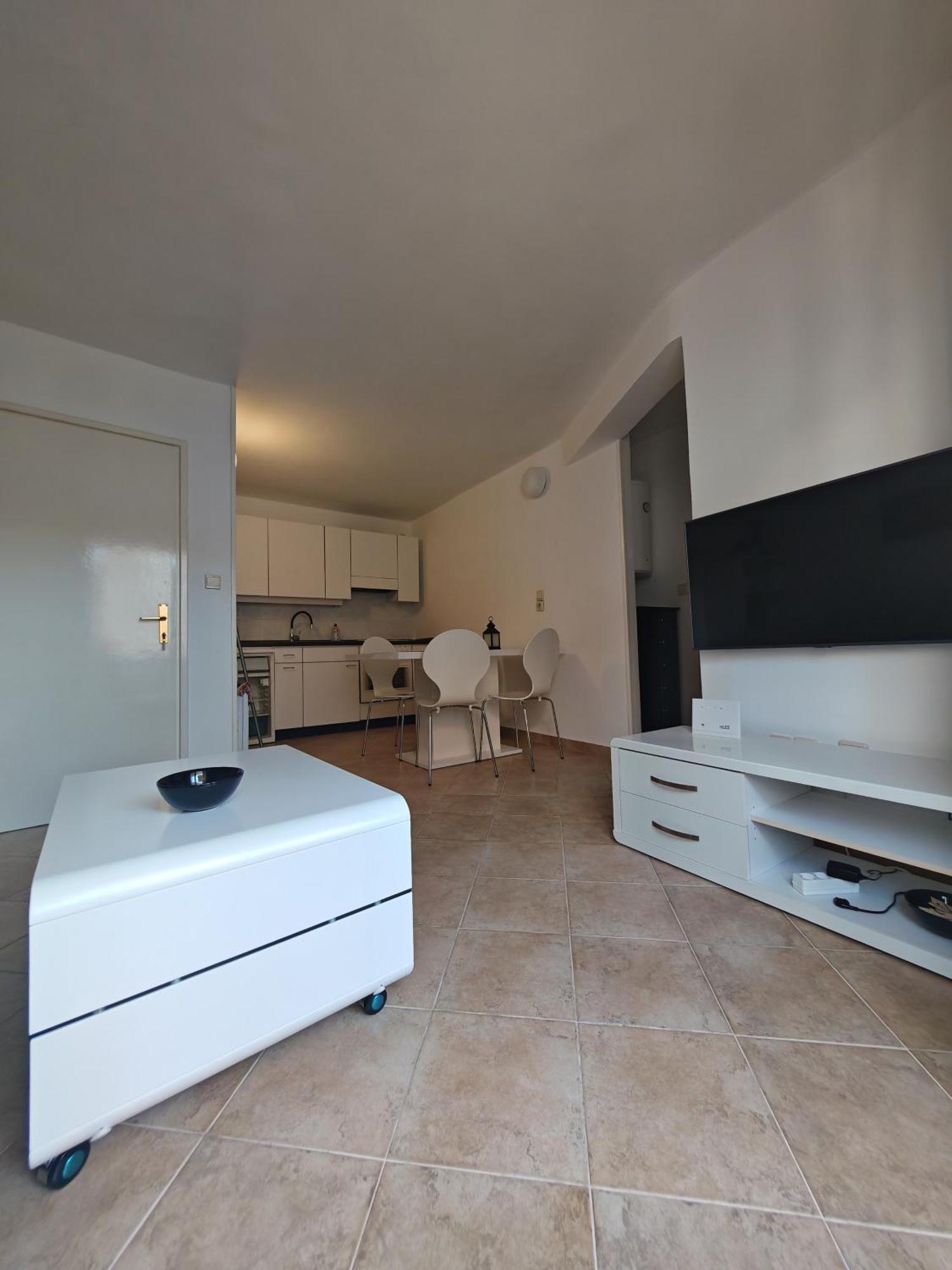 Apartment Marin